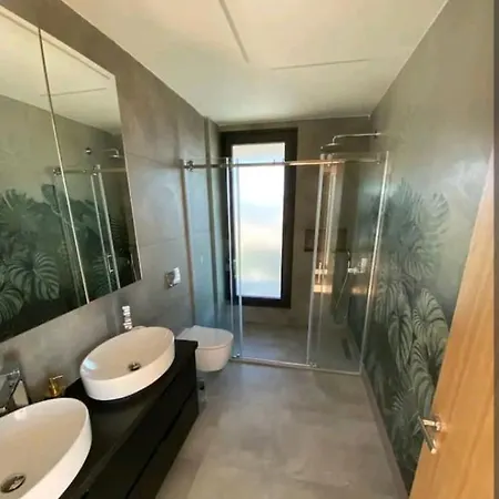 Deniz Manzarali,plaja 100 Metre Malikane Villa *