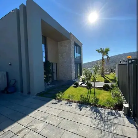 Villa Deniz Manzarali,plaja 100 Metre Malikane *